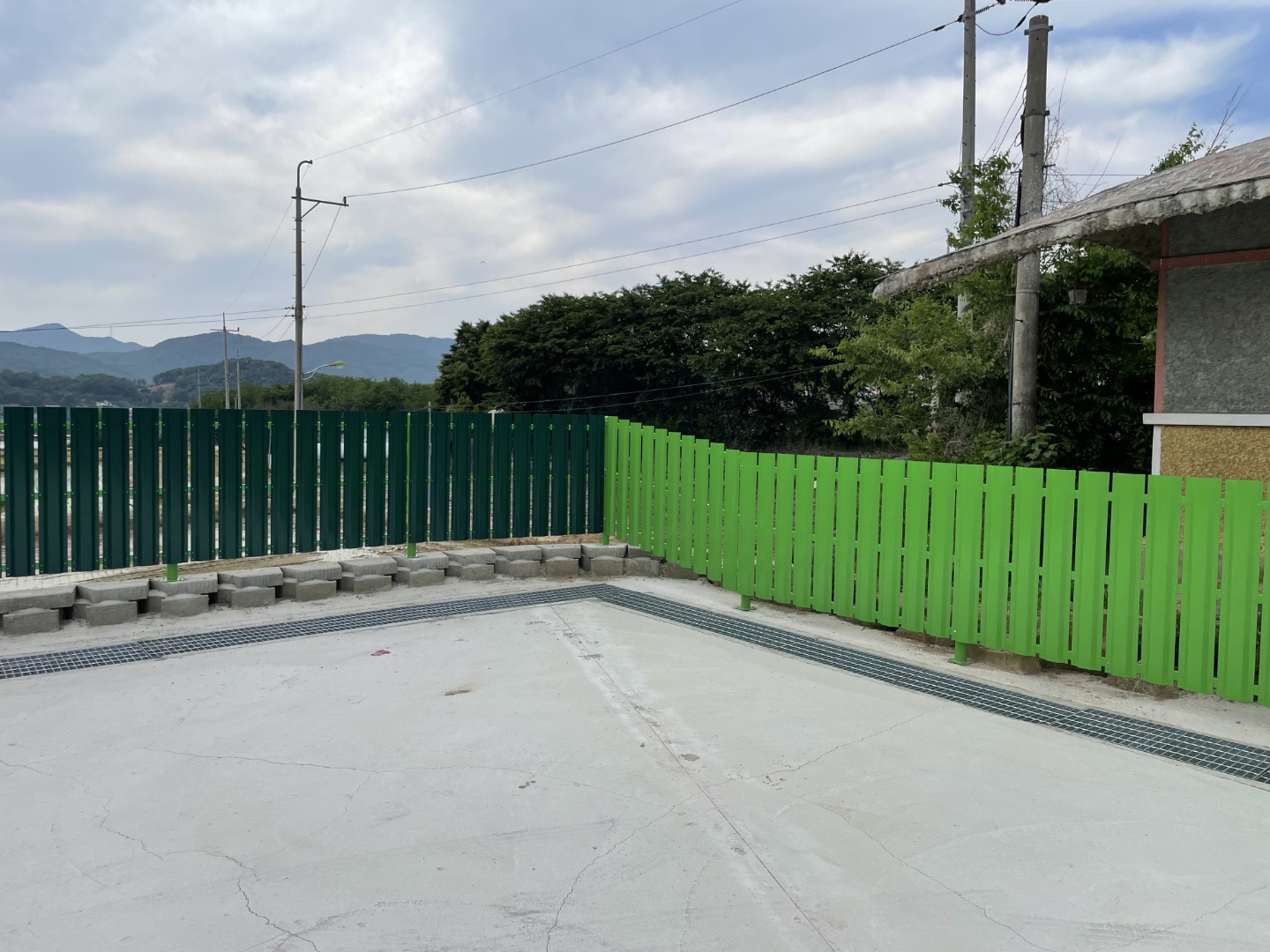 /user/d/dsefence/editor/2210/45f3a95b1f7aa2c5d4454225750eede2_1667204022_1974.jpg 이미지크게보기