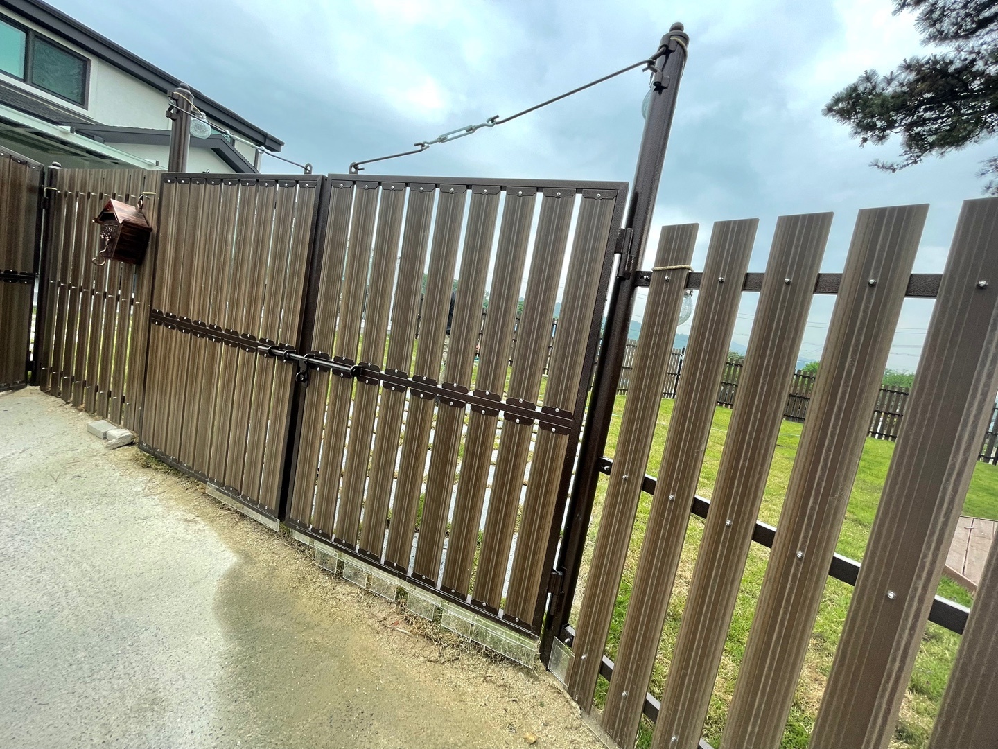 /user/d/dsefence/editor/2210/45f3a95b1f7aa2c5d4454225750eede2_1667204067_0278.jpg 이미지크게보기