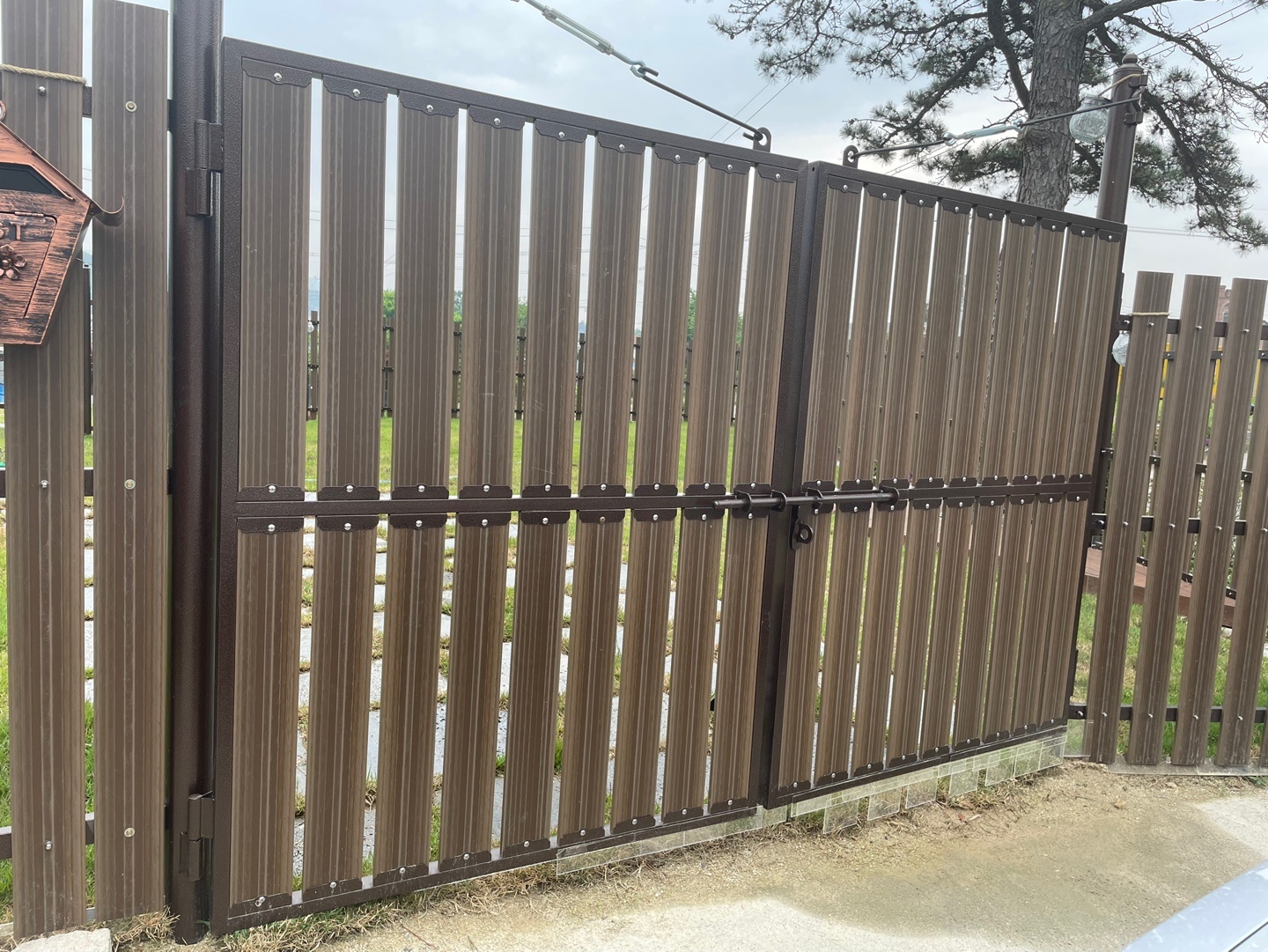 /user/d/dsefence/editor/2210/45f3a95b1f7aa2c5d4454225750eede2_1667204067_3751.jpg 이미지크게보기