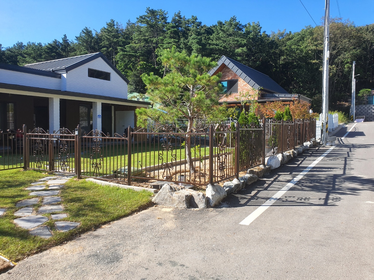 /user/d/dsefence/editor/2210/45f3a95b1f7aa2c5d4454225750eede2_1667204729_4674.jpg 이미지크게보기