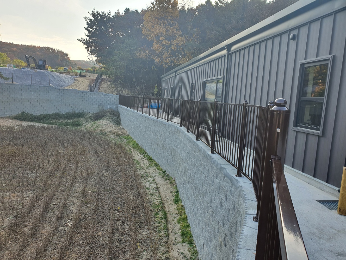 /user/d/dsefence/editor/2211/be9b9c3726d5fb33fe084a50d34907b4_1667794109_4547.jpg 이미지크게보기