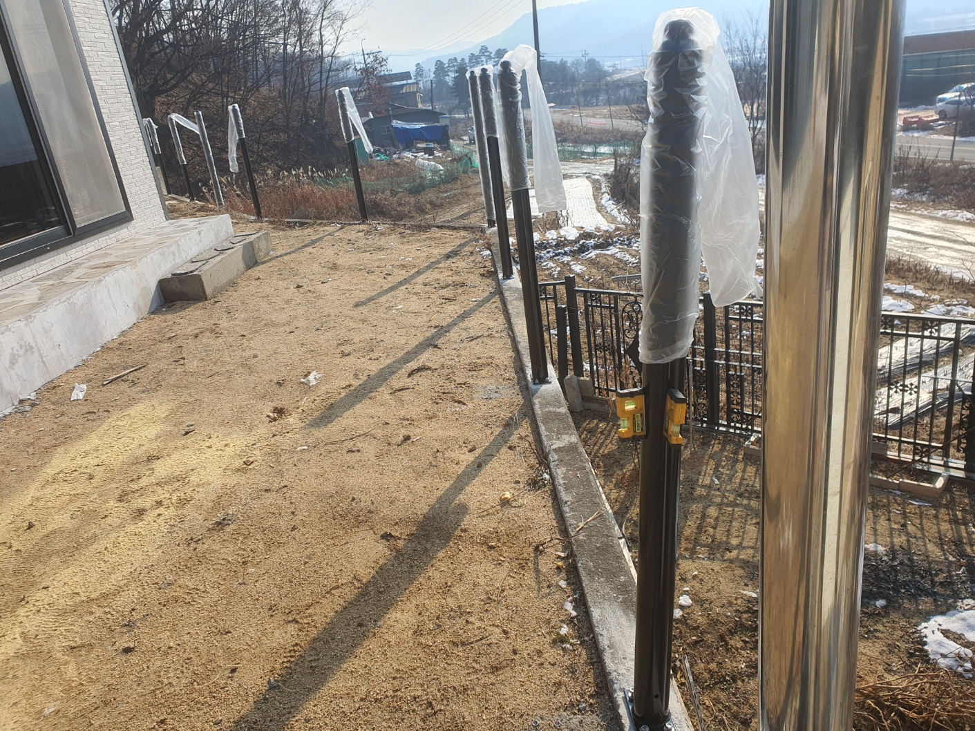 /user/d/dsefence/editor/2301/86c095a11e5c3c777624ab9d1b13adbc_1674027919_4697.jpg 이미지크게보기
