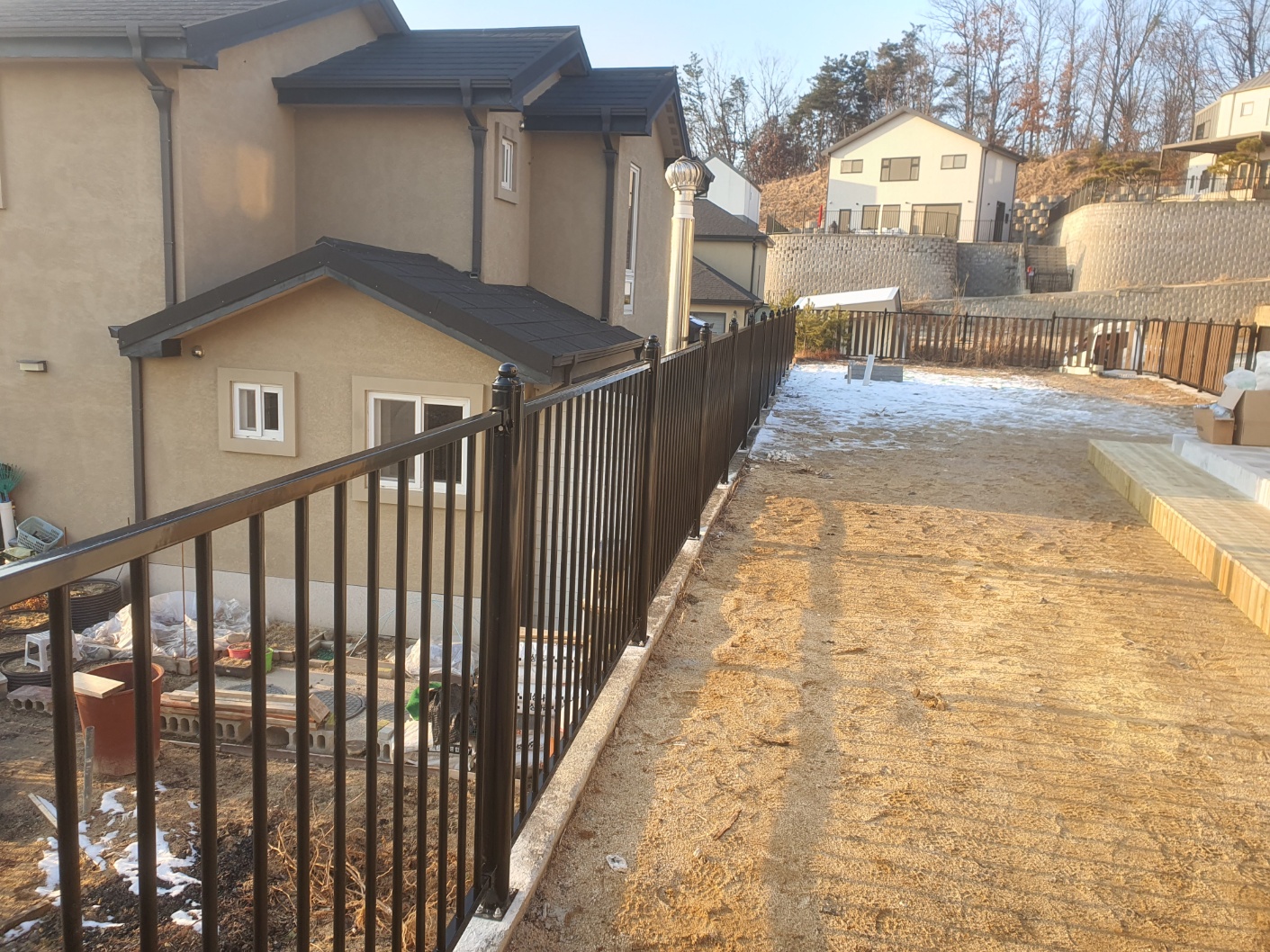 /user/d/dsefence/editor/2301/86c095a11e5c3c777624ab9d1b13adbc_1674027920_1417.jpg 이미지크게보기