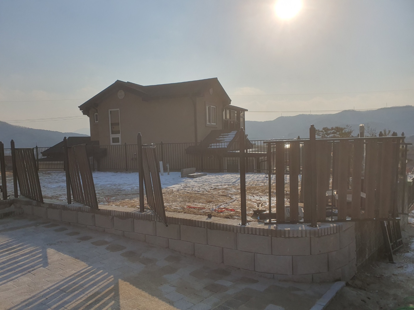 /user/d/dsefence/editor/2301/86c095a11e5c3c777624ab9d1b13adbc_1674027920_2211.jpg 이미지크게보기